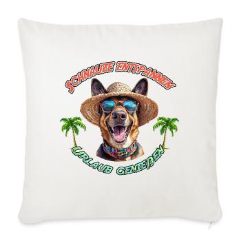 Schnauze entspannen – Urlaub mit Schäferhund - Sofakissenbezug 45 x 45 cm - Naturweiß  - Vorne