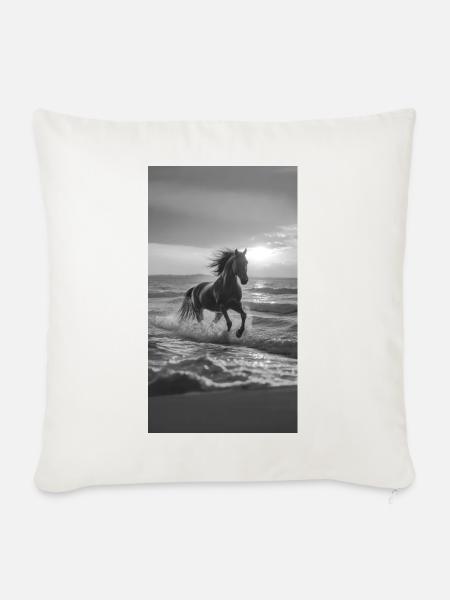 Pferd am Strand - Sofakissenbezug 45 x 45 cm - Naturweiß 