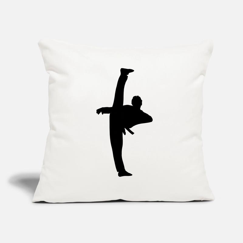 High Kick von Taekwondo oder Karate Schattenfigur Sofakissenbezug 45 x 45 cm