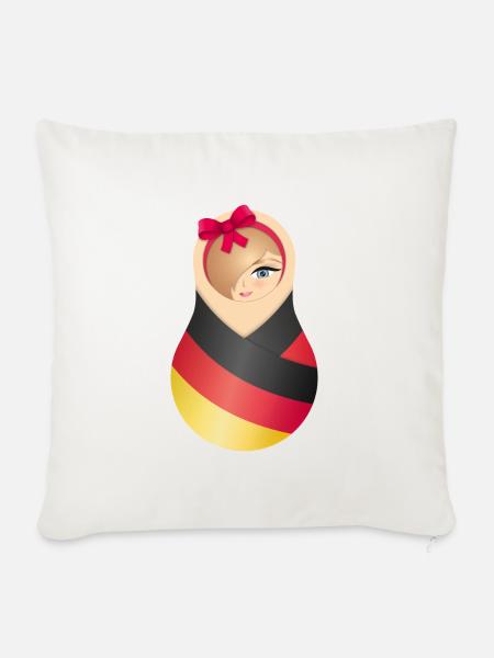 Matroschka Jule – Team Germany - Sofakissenbezug 45 x 45 cm - Naturweiß
