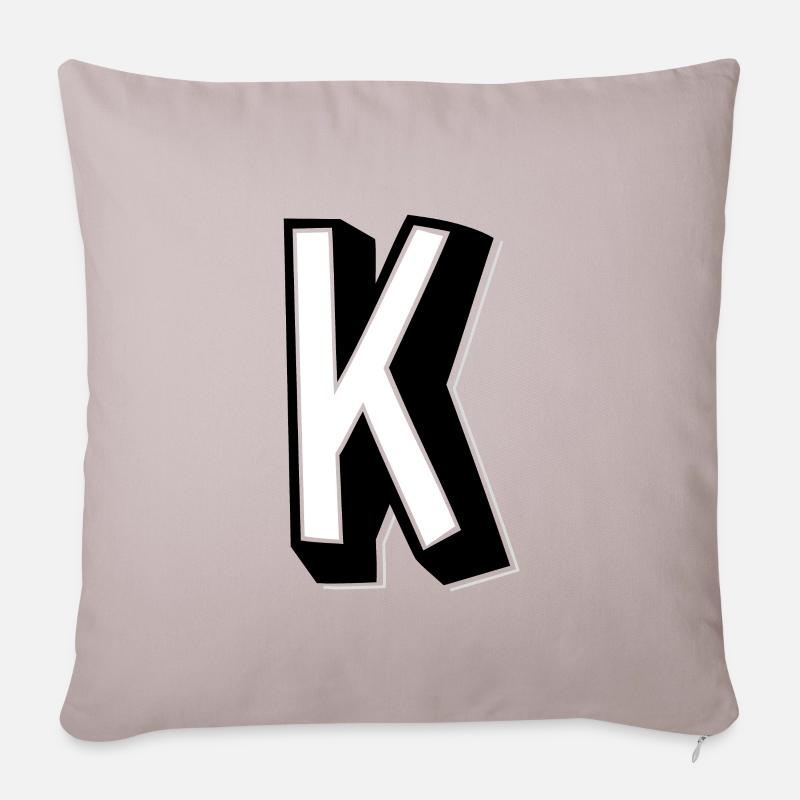 Buchstabe K - Alphabet K. - Sofakissenbezug 45 x 45 cm - helles Taupe