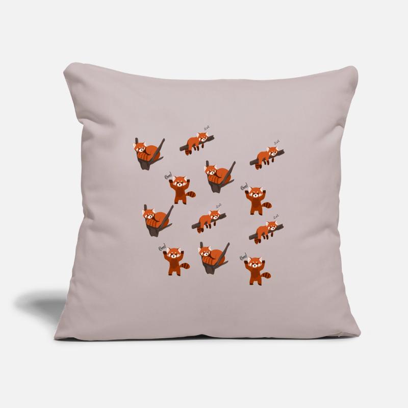 Red panda Sofa pillowcase 17,3'' x 17,3'' (45 x 45 cm)