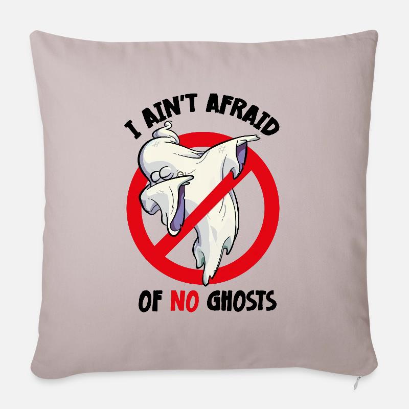 I AIN'T AFRAID OF NO GHOSTS Dabbing Ghost - Sofakissenbezug 45 x 45 cm - helles Taupe