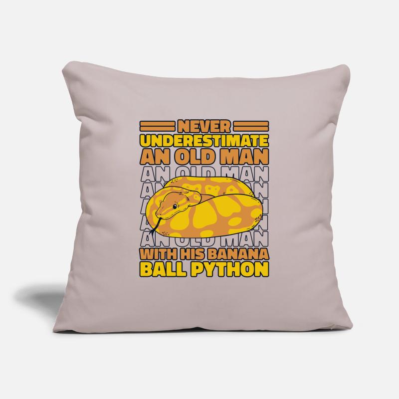 Never Underestimate Old Man Python Banana Ball Sofakissenbezug 45 x 45 cm