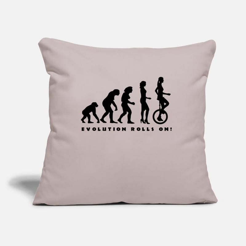 evolution_einradfahrerin_1c_b Housse de coussin décorative 45 x 45 cm