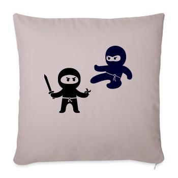 Ninjas - Housse de coussin décorative 45 x 45 cm - taupe clair - Devant