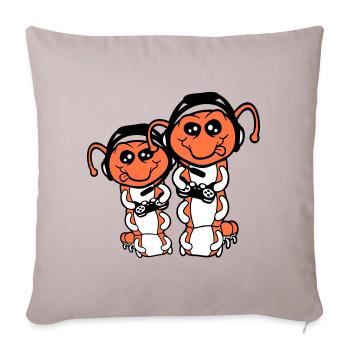 2 gamer caterpillar nerd gaming controller console game - Sofa pillowcase 17,3'' x 17,3'' (45 x 45 cm) - light taupe - Front