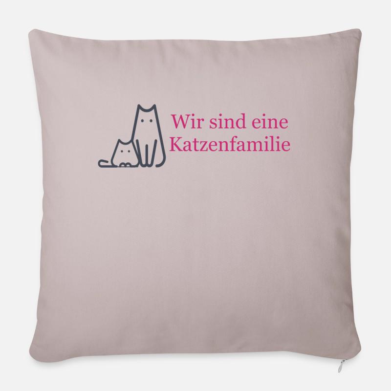 Wir sind eine Katzenfamilie - Sofakissenbezug 45 x 45 cm - helles Taupe
