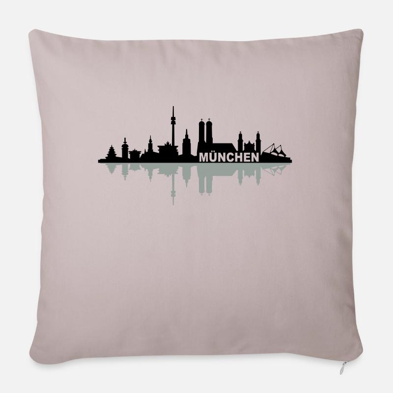 Skyline München Name - Sofakissenbezug 45 x 45 cm - helles Taupe