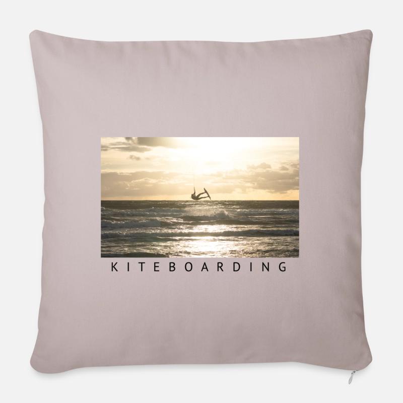 Kiteboarding - Sofakissenbezug 45 x 45 cm - helles Taupe