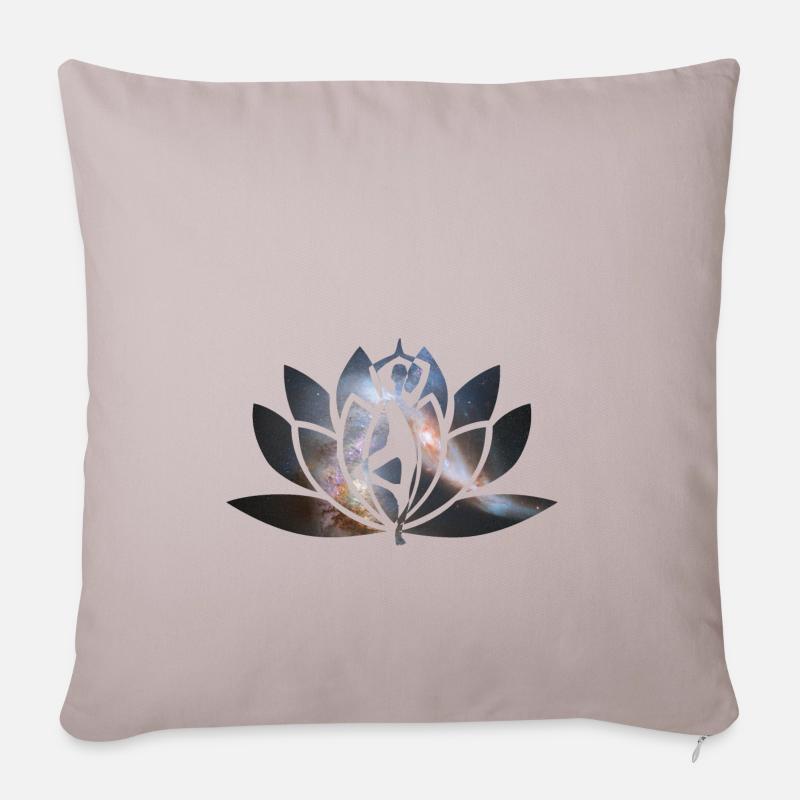 Yoga Lotusblüte - Sofakissenbezug 45 x 45 cm - helles Taupe