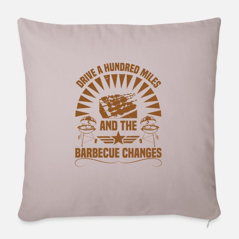 ROULEZ UNE CENTAINE DE KILOMÈTRES ET LE BARBECUE CHANGE - Housse de coussin décorative 45 x 45 cm - taupe clair