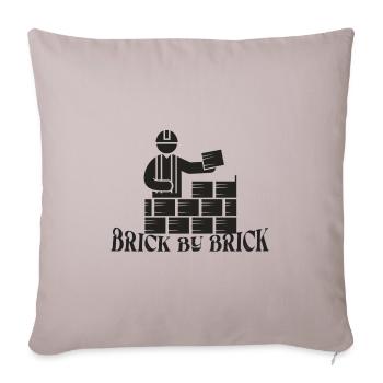 Brique par brique - Meme Saying - Housse de coussin décorative 45 x 45 cm - taupe clair - Devant