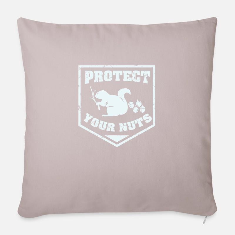 Protect your nuts t-shirt - Sofakissenbezug 45 x 45 cm - helles Taupe