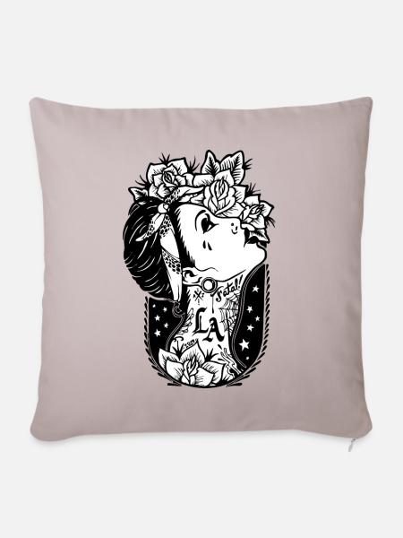Crazy Tattoo Girl - Sofakissenbezug 45 x 45 cm - helles Taupe