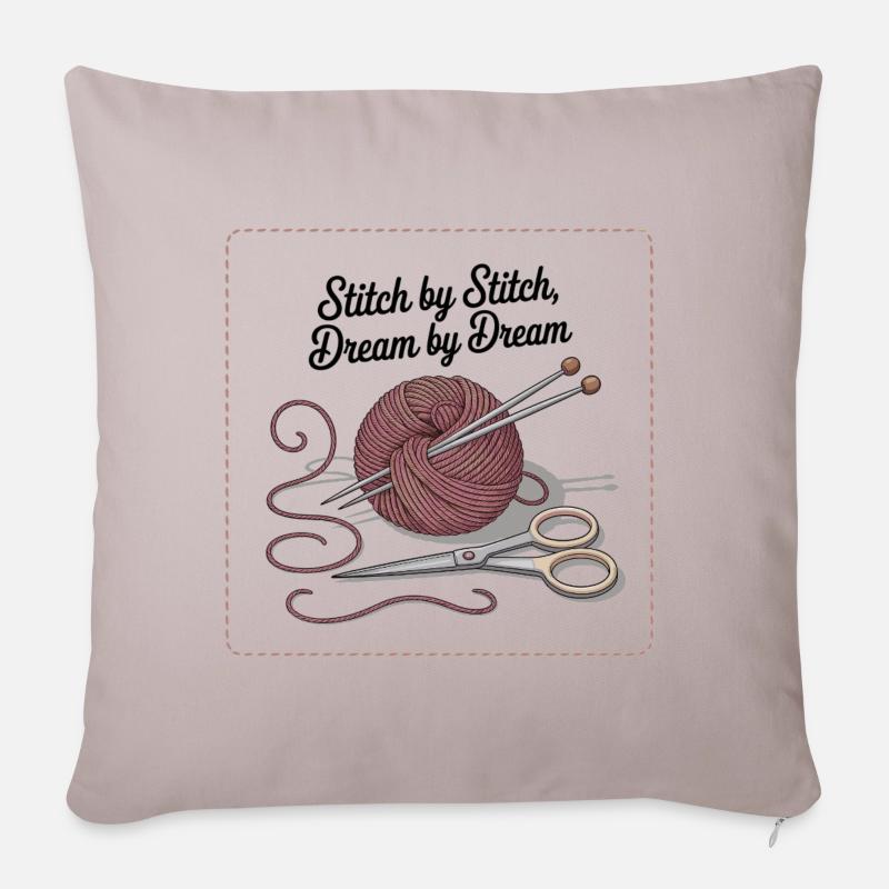 Stitch by Stitch, Dream by Dream - Sofakissenbezug 45 x 45 cm - helles Taupe