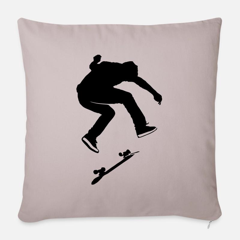 skateboard - Sofakissenbezug 45 x 45 cm - helles Taupe