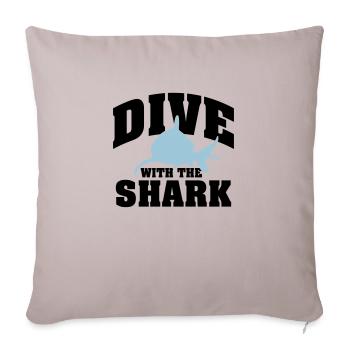 Tauchen: Dive with the shark - Sofakissenbezug 45 x 45 cm - helles Taupe - Vorne