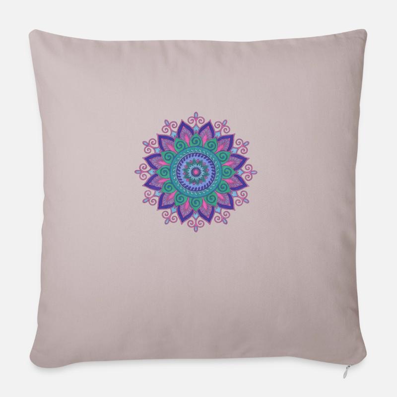 Mandala - Sofakissenbezug 45 x 45 cm - helles Taupe