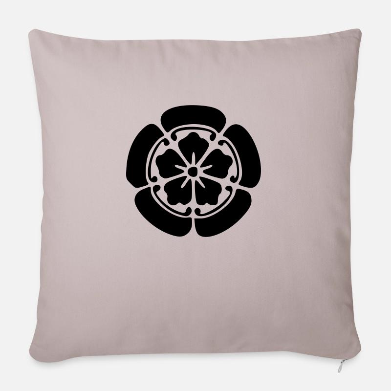 Oda Clan - Sofakissenbezug 45 x 45 cm - helles Taupe
