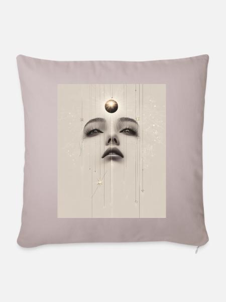 She knows - Sofakissenbezug 45 x 45 cm - helles Taupe