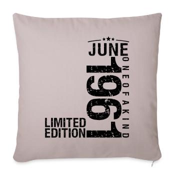 Anniversaire Juin 1961 Juin né en Juin 1961 - Housse de coussin décorative 45 x 45 cm - taupe clair - Devant