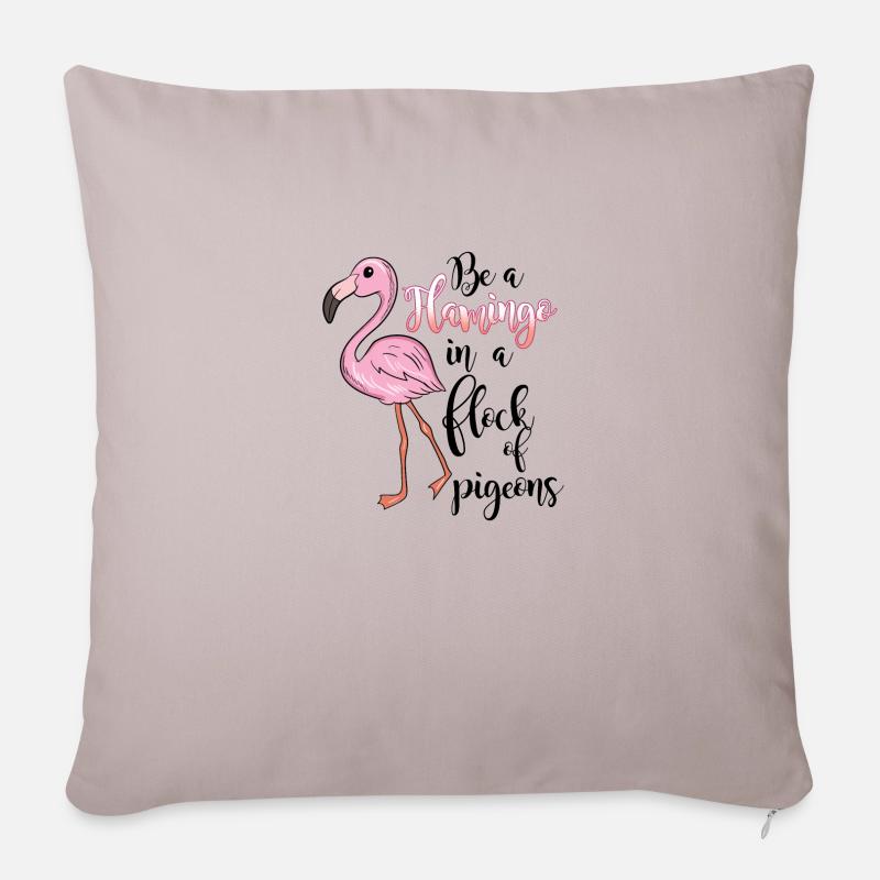 Flamingo mit witzigem Spruch - Sofakissenbezug 45 x 45 cm - helles Taupe