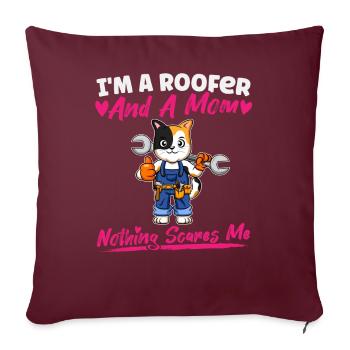 Je suis couvreur et maman rien ne me fait peur - Housse de coussin décorative 45 x 45 cm - bordeaux - Devant