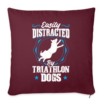 Facilement distrait par les chiens de triathlon - Dock Diving - Housse de coussin décorative 45 x 45 cm - bordeaux - Devant