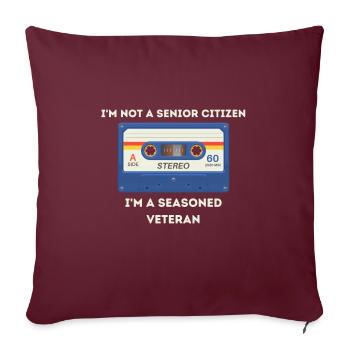 Dicton rétro sarcastique de l’âge - Housse de coussin décorative 45 x 45 cm - bordeaux - Devant