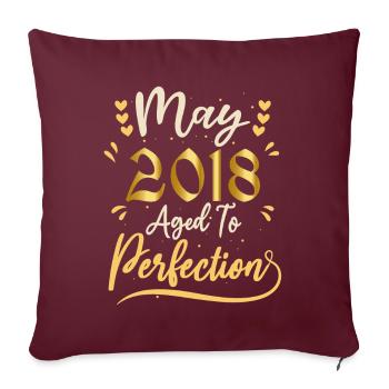Mai 2018 Mai anniversaire May 2018 - Housse de coussin décorative 45 x 45 cm - bordeaux - Devant