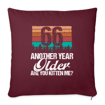 66 Year Old Funny Cat Lover Humor Kitten Me Idea - Sofakissenbezug 45 x 45 cm - Burgunderrot - Vorne