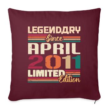 Les légendes sont nées en avril 2011 - 2011 - Housse de coussin décorative 45 x 45 cm - bordeaux - Devant