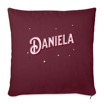 Daniela Namen personalisiert - Sofakissenbezug 45 x 45 cm - Burgunderrot - Vorne