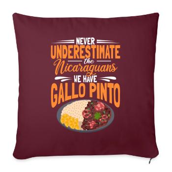 Ne sous-estimez jamais les Nicaraguayens ont Gallo Pinto - Housse de coussin décorative 45 x 45 cm - bordeaux - Devant