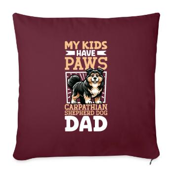 Chien de berger des Carpates papa - Housse de coussin décorative 45 x 45 cm - bordeaux - Devant