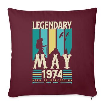 cadeau Anniversaire Mai 1974, Vintage mai 1974. - Housse de coussin décorative 45 x 45 cm - bordeaux - Devant