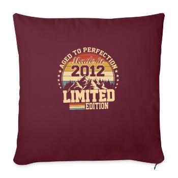 2012 anniversaire 2012 né en 2012 anniversaire - Housse de coussin décorative 45 x 45 cm - bordeaux - Devant