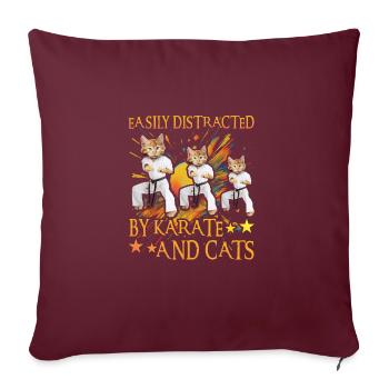 Facilement distrait par le karaté et les chats - Housse de coussin décorative 45 x 45 cm - bordeaux - Devant