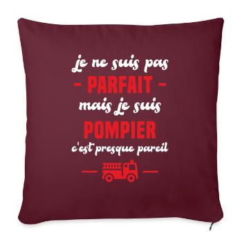 Pas parfait mais je suis pompier humour cadeau - Housse de coussin décorative 45 x 45 cm - bordeaux - Devant