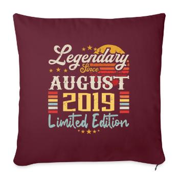 Les légendes sont nées en août 2019 anniversaire - Housse de coussin décorative 45 x 45 cm - bordeaux - Devant