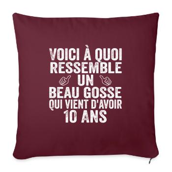 Voici À Quoi Ressemble Un Beau Gosse De 10 ans - Housse de coussin décorative 45 x 45 cm - bordeaux - Devant