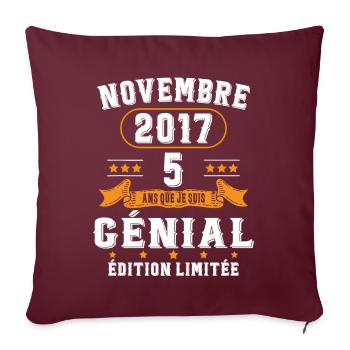 5 Ans Anniversaire Vintage Né(e) en Novembre 2017 - Housse de coussin décorative 45 x 45 cm - bordeaux - Devant