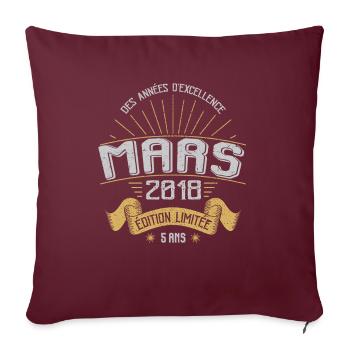 Mars 2018 5 Ans Anniversaire Vintage Idée Cadeau - Housse de coussin décorative 45 x 45 cm - bordeaux - Devant