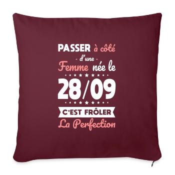 Anniversaire - Née 28 Septembre Frôler perfection - Housse de coussin décorative 45 x 45 cm - bordeaux - Devant