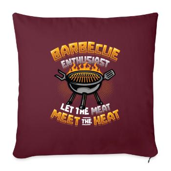 Amateurs de barbecue. La viande sur le gril - Housse de coussin décorative 45 x 45 cm - bordeaux - Devant