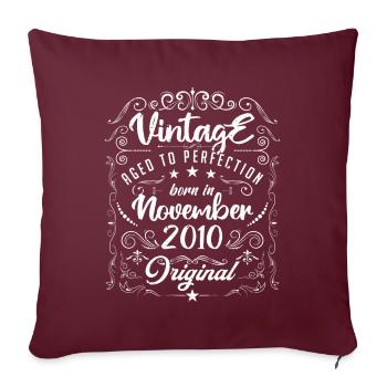 Vintage BORN IN NOVEMBER 2010- anniversary gift. - Housse de coussin décorative 45 x 45 cm - bordeaux - Devant