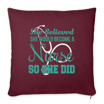 Elle croyait qu'elle deviendrait une infirmière étudiante - Housse de coussin décorative 45 x 45 cm - bordeaux - Devant