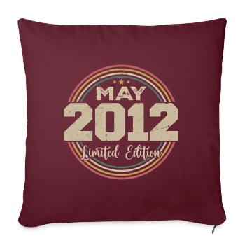 Mai 2012 Vintage Nées En Mai 2012 Anniversaire - Housse de coussin décorative 45 x 45 cm - bordeaux - Devant