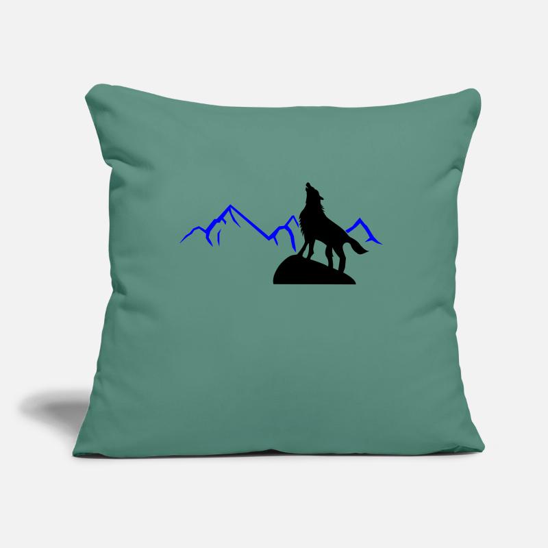 Wolf Cry Mountains Sofa pillowcase 17,3'' x 17,3'' (45 x 45 cm)